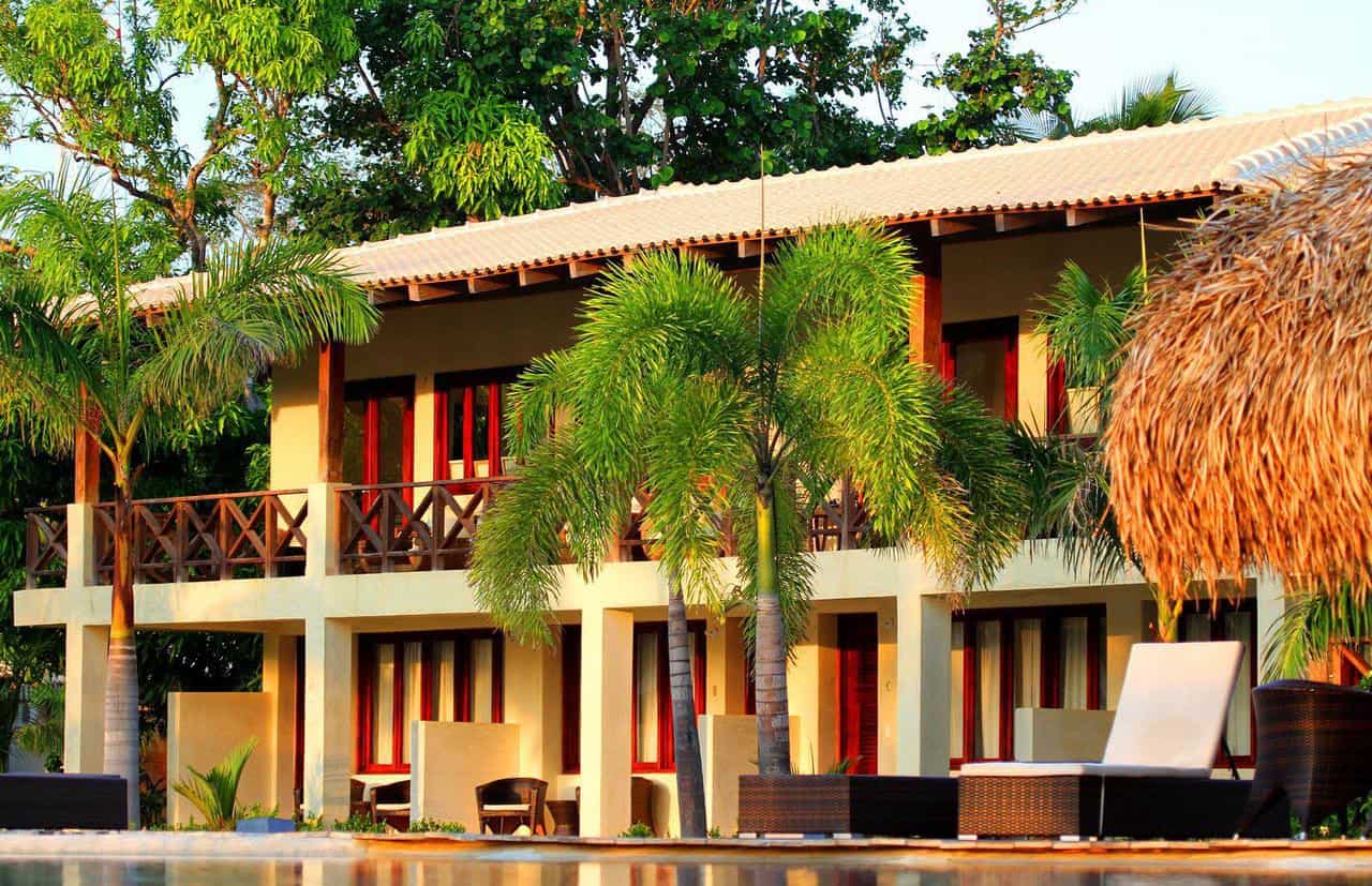 ⭐ Surf Camp Panama Surf & Stay Packages Luxury & Budget