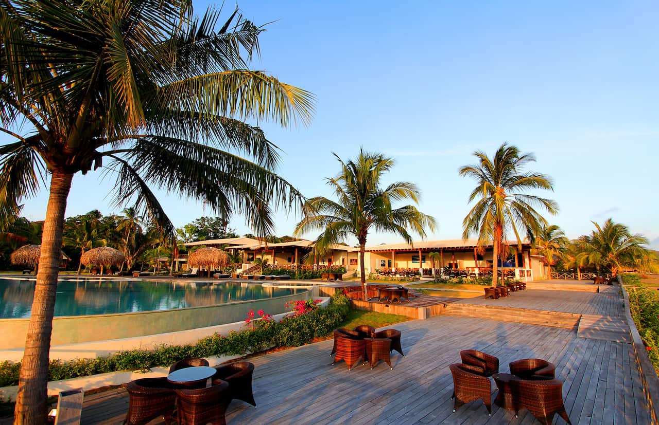 ⭐ Surf Camp Panama Surf & Stay Packages Luxury & Budget