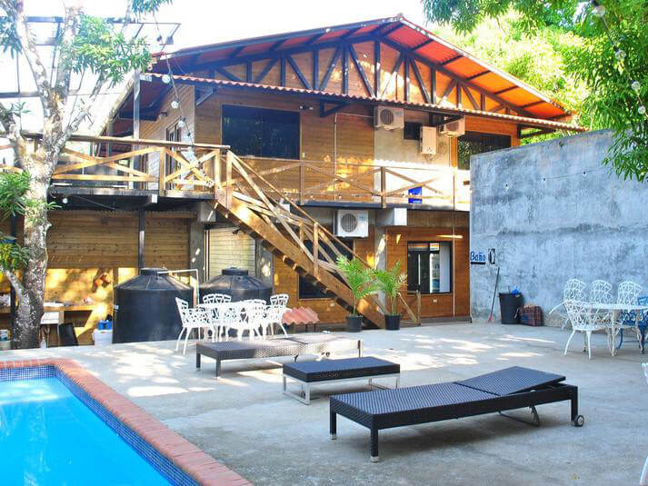 surf hostel panama