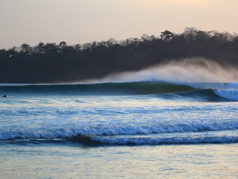 surf spots in panama